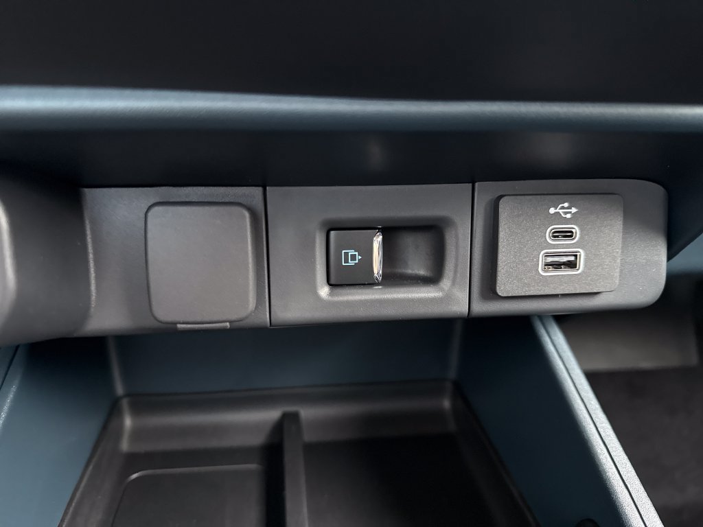 New 2026 Ford Maverick Lobo AWD/4WD image 35
