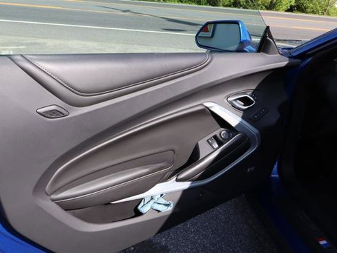 Used 2017 Chevrolet Camaro SS image 8