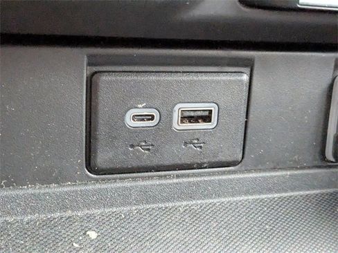 Certified 2024 Chevrolet Tahoe High Country image 25