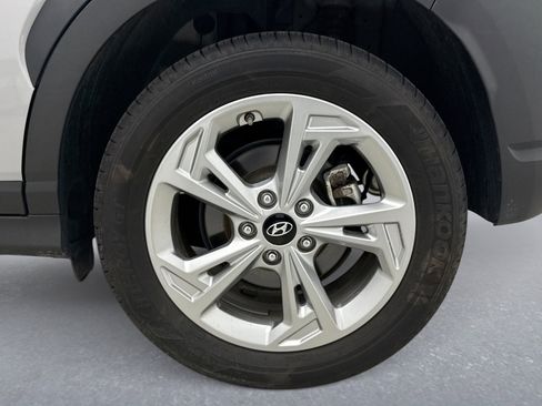 Used 2023 Hyundai Kona SEL image 20