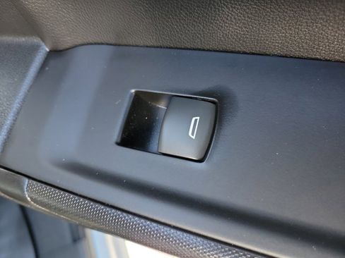 Used 2022 Chevrolet Silverado 1500 Custom image 11