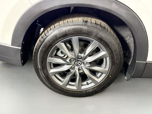 Used 2021 MAZDA CX-9 Touring w/ Touring Premium Package FWD image 33