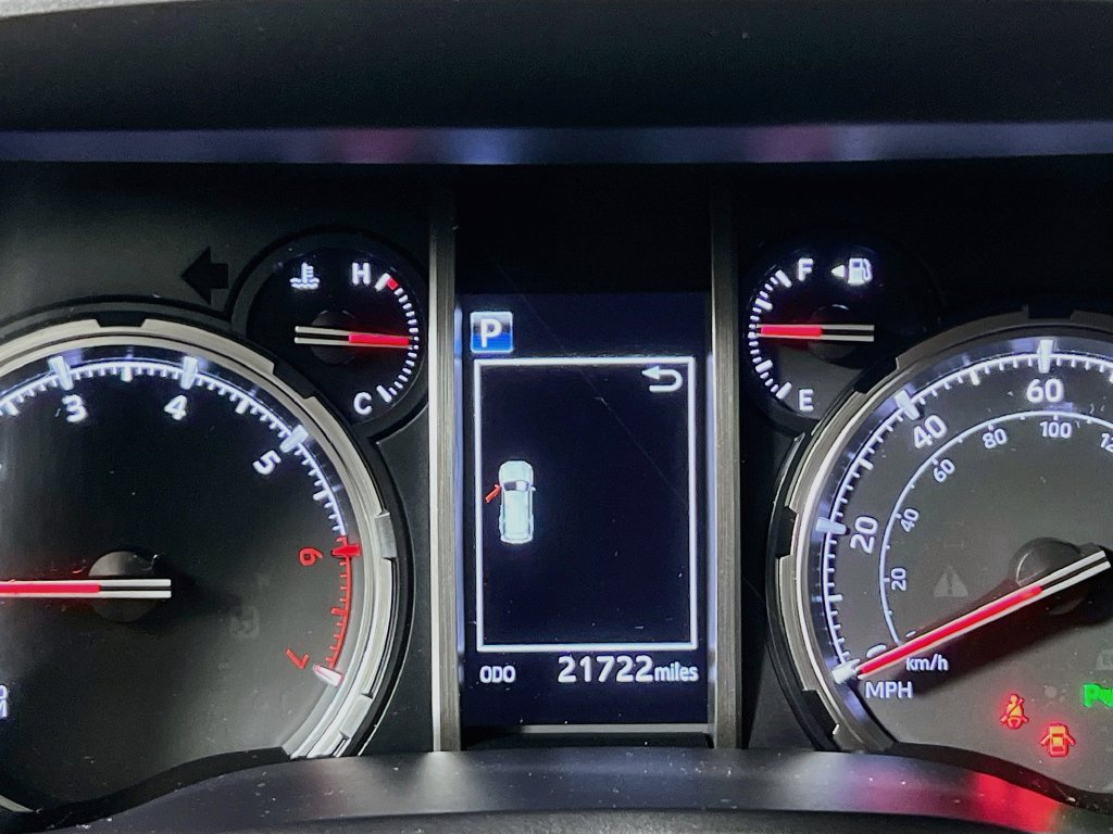 Used 2024 Toyota 4Runner Limited RWD image 19