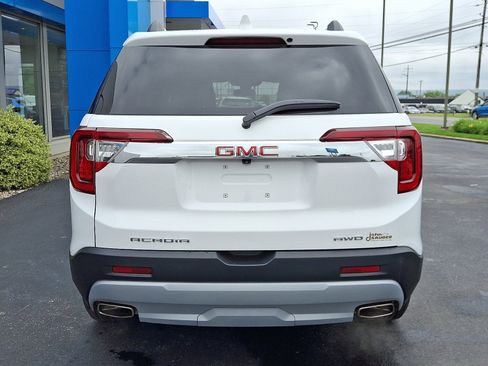 Used 2023 GMC Acadia SLT image 5