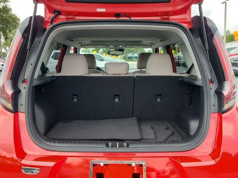 Used 2023 Kia Soul EX FWD image 11