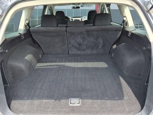 Used 2013 Subaru Outback 2.5i AWD/4WD image 25