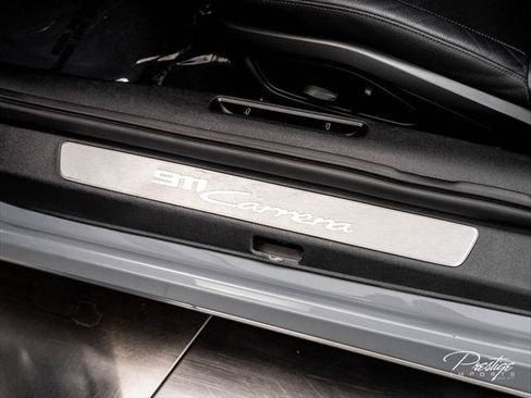 Used 2021 Porsche 911 Carrera RWD image 19