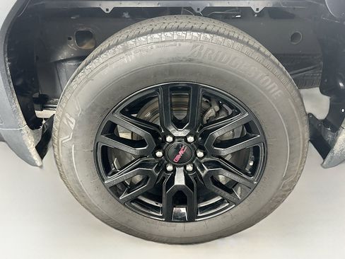 Used 2024 GMC Sierra 1500 Elevation AWD/4WD image 11