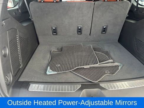 Used 2023 GMC Yukon XL Denali Ultimate image 40