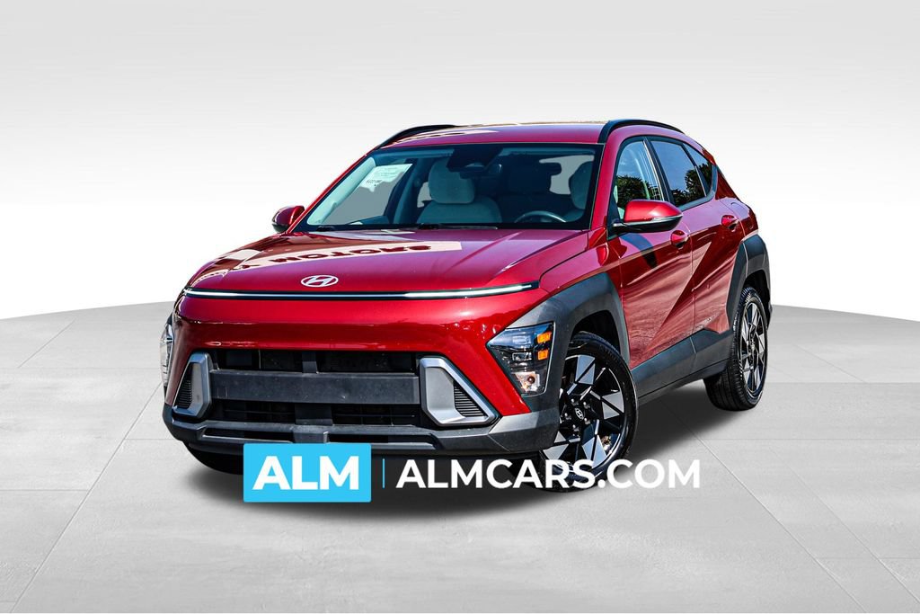 Used 2025 Hyundai Kona SEL FWD image 1