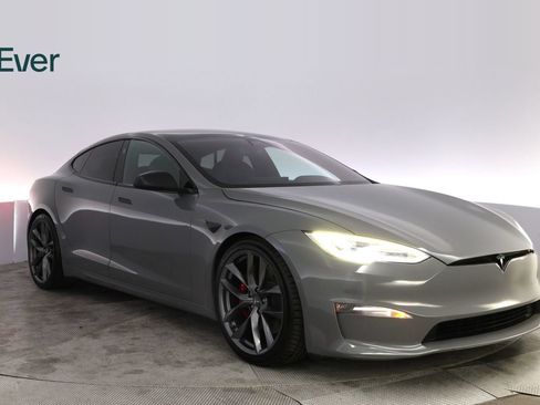 Used 2022 Tesla Model S AWD/4WD image 13
