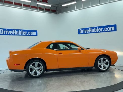 Used 2014 Dodge Challenger SXT Plus RWD image 3