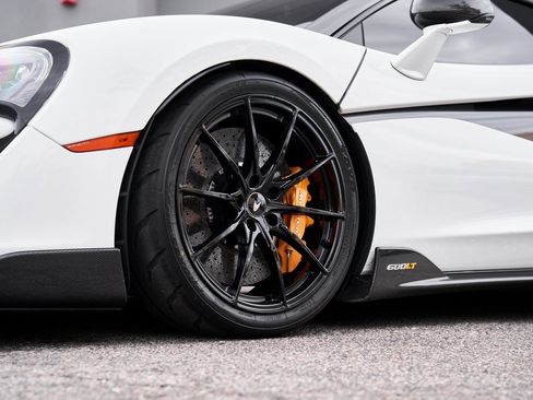 Used 2019 McLaren 600LT image 15