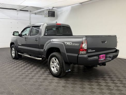 Used 2014 Toyota Tacoma 4x4 Double Cab w/ TRD Sport Package image 3