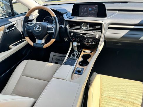 Used 2022 Lexus RX 350L FWD w/ Premium Package image 12