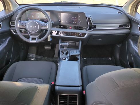 Certified 2025 Kia Sportage LX FWD image 15