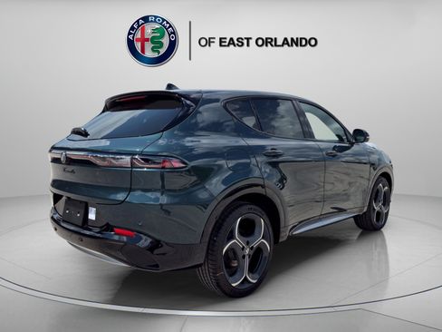 New 2026 Alfa Romeo Tonale w/ Active Assist Package AWD/4WD image 7