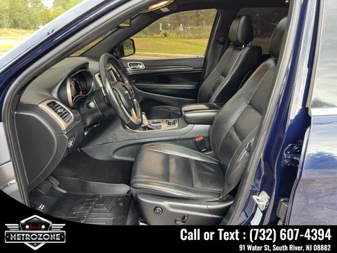 Used 2016 Jeep Grand Cherokee Limited image 17