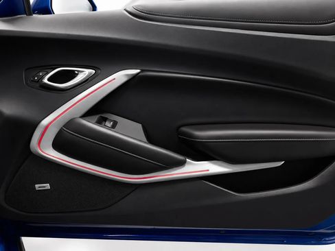 Used 2017 Chevrolet Camaro SS RWD image 22