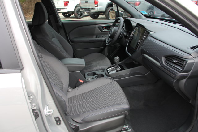 Used 2025 Subaru Forester Premium AWD/4WD image 38
