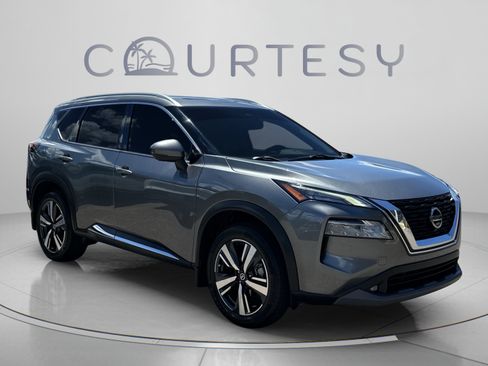 Certified 2021 Nissan Rogue SL FWD image 8