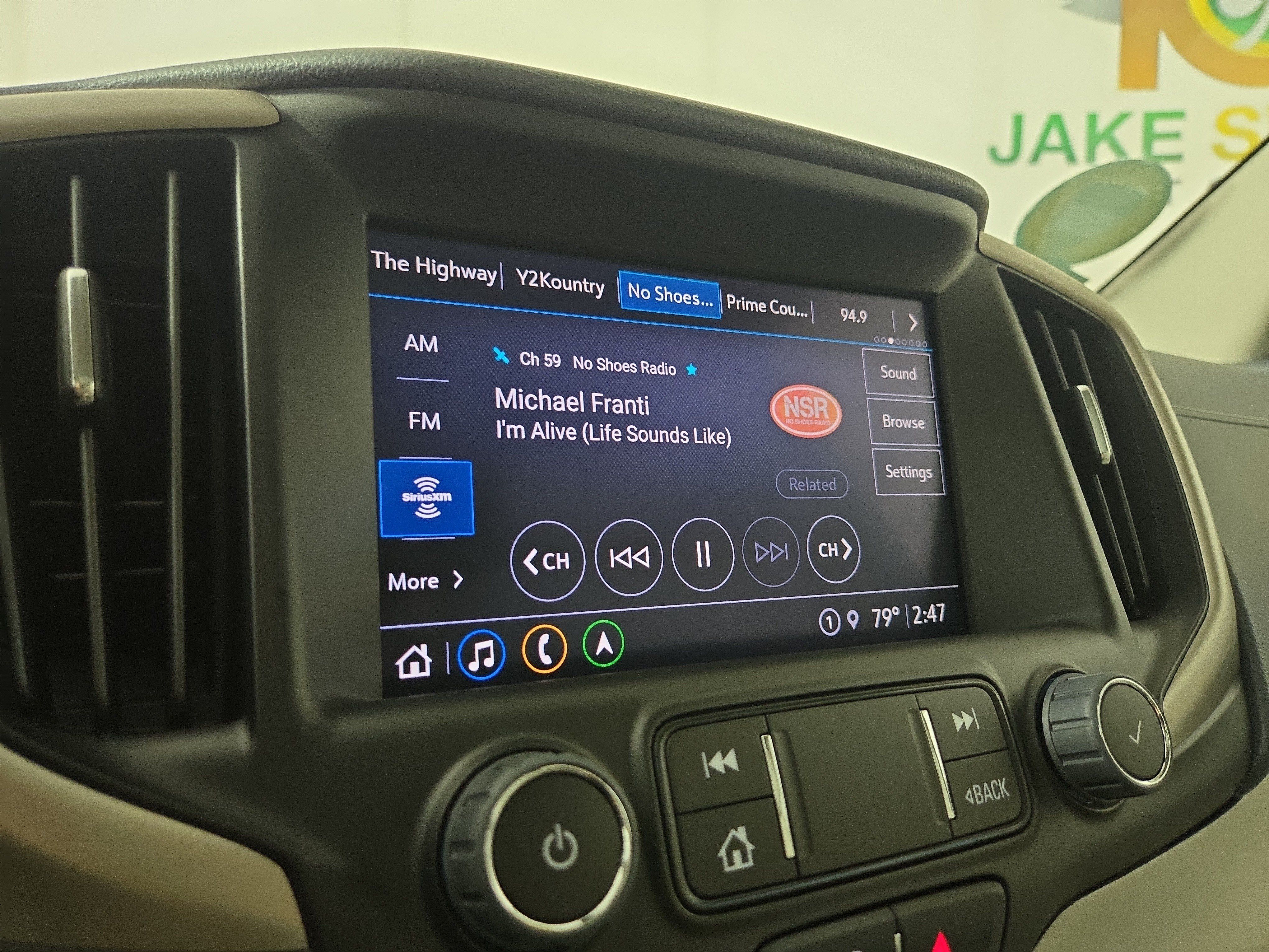 Used 2024 GMC Terrain Denali w/ Denali Premium Package AWD/4WD image 18