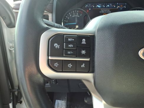 Used 2024 Ford Expedition Limited image 8