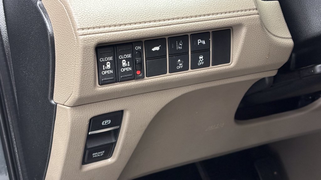 Used 2019 Honda Odyssey Touring image 18