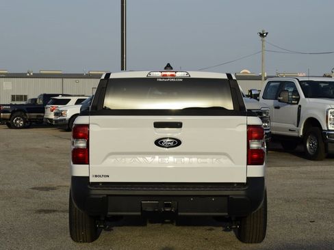 New 2025 Ford Maverick XLT w/ XLT Luxury Package image 5