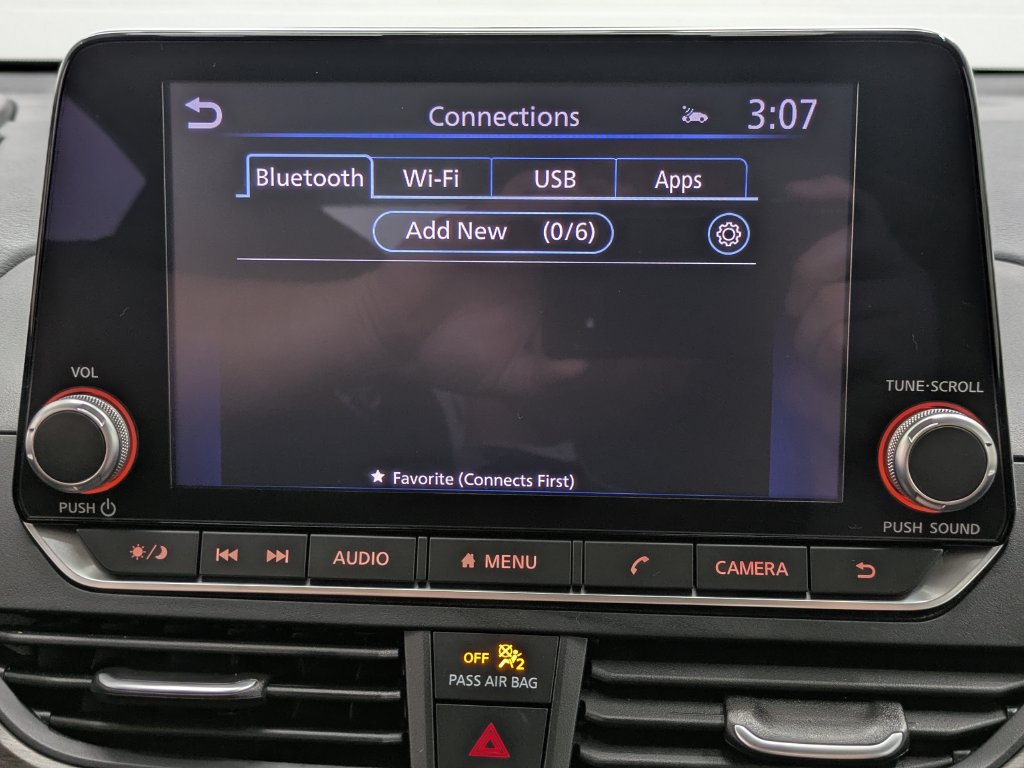 Used 2025 Nissan Altima 2.5 SV FWD image 11