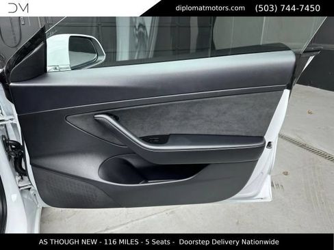 Used 2020 Tesla Model 3 Standard Range Plus RWD image 31