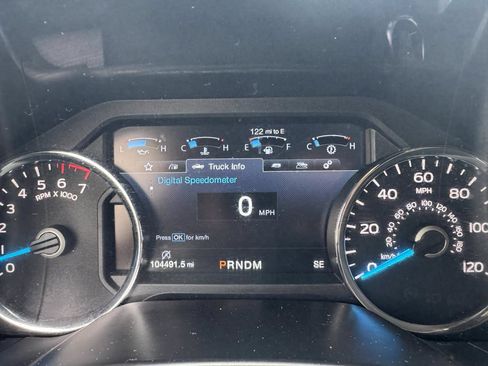 Used 2017 Ford F150 Lariat w/ Equipment Group 502A Luxury AWD/4WD image 25