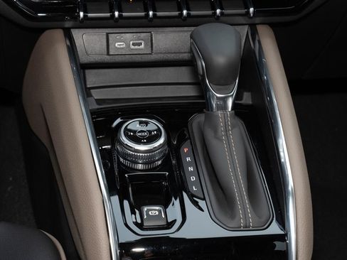 New 2026 GMC Canyon Denali AWD/4WD image 26