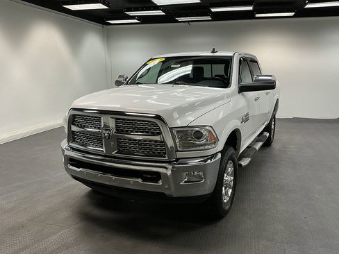 Used 2017 RAM 2500 Laramie AWD/4WD image 1