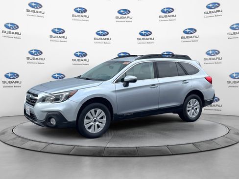 Used 2019 Subaru Outback 2.5i Premium AWD/4WD image 2