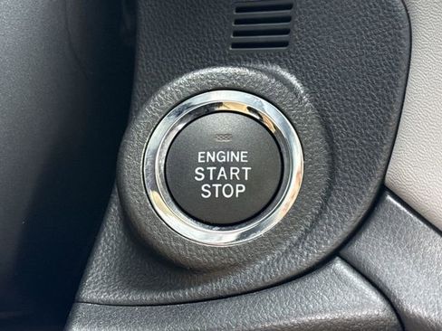 Certified 2025 Subaru Outback Premium image 27