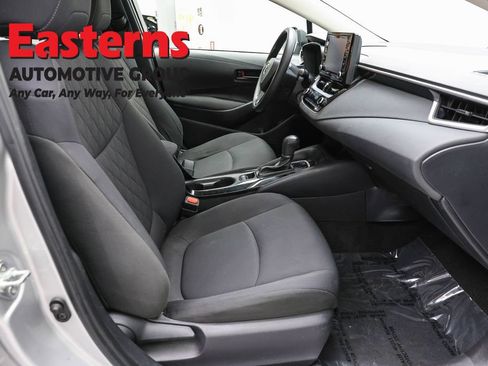 Used 2022 Toyota Corolla LE FWD image 23