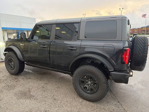 Used 2023 Ford Bronco Wildtrak image 7