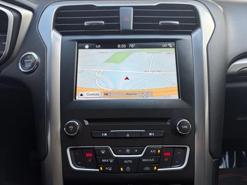 Used 2018 Ford Fusion Energi SE FWD image 23