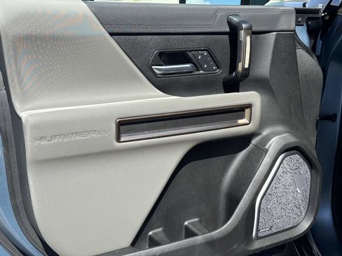 Used 2024 GMC Hummer EV 3X w/ Omega Edition image 17