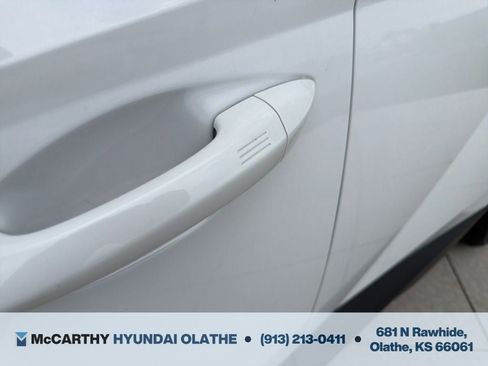 Used 2025 Hyundai Tucson SEL FWD image 17