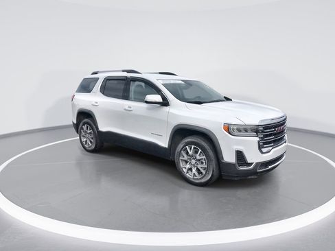 Used 2023 GMC Acadia SLE w/ Driver Convenience Package FWD image 2