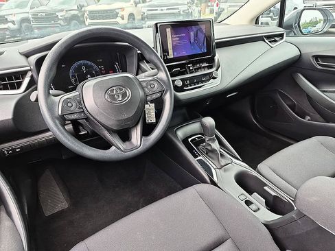 Used 2026 Toyota Corolla LE FWD image 29