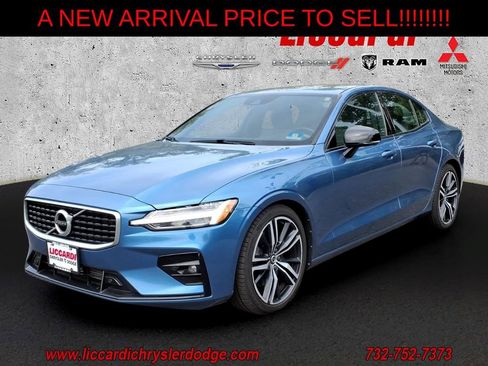 Used 2020 Volvo S60 T6 R-Design AWD/4WD image 3