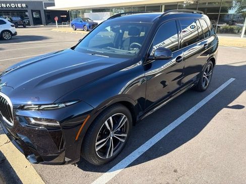 Certified 2025 BMW X7 xDrive40i w/ M Sport Package AWD/4WD image 1