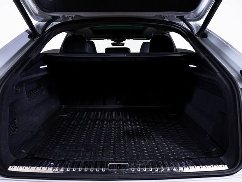 Used 2021 Audi RS Q8 image 23