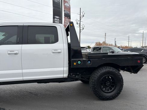 Used 2018 Ford F250 Lariat w/ Lariat Value Package image 8