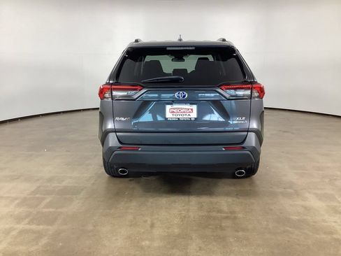 Used 2023 Toyota RAV4 XLE AWD/4WD image 6