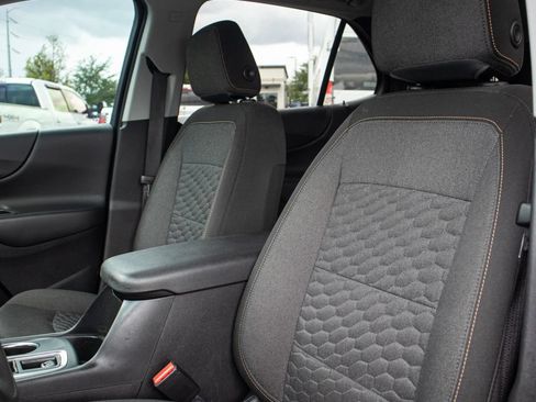 Used 2020 Chevrolet Equinox LT FWD image 23