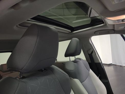 Used 2019 Toyota RAV4 XLE w/ Convenience Package AWD/4WD image 32